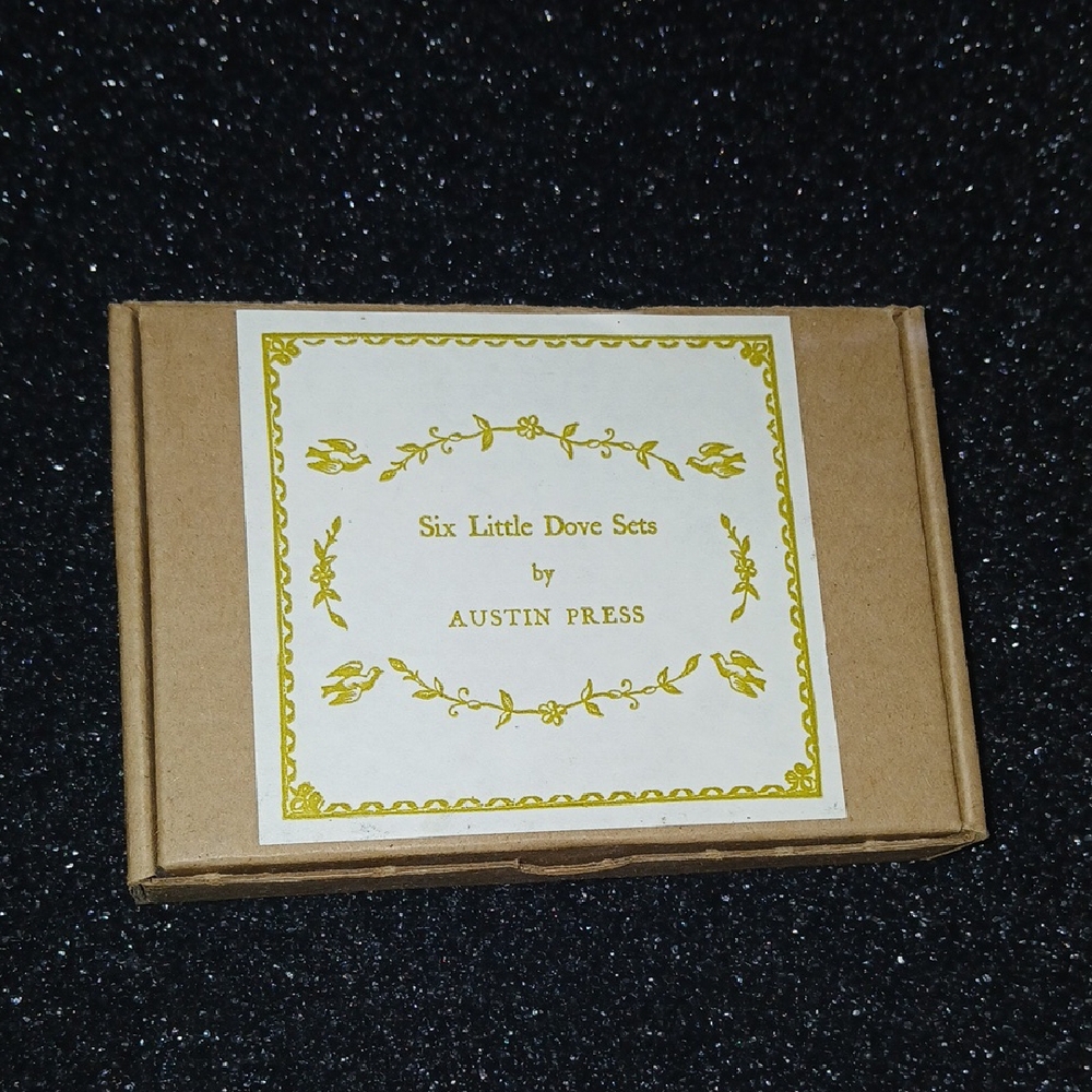 Austin Press Six Little Dove Sets qty 5 NIB